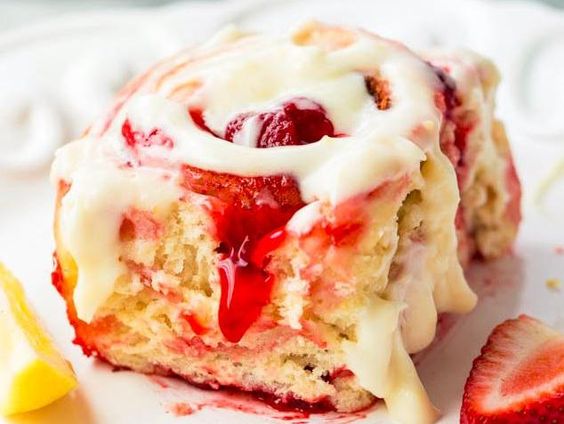 Strawberry Cheesecake Cinnamon Roll